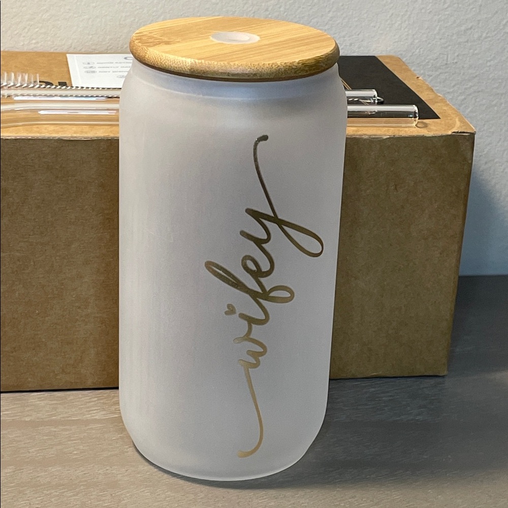 Frosted Wifey Glass Tumbler with Bamboo Lid